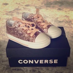 7 US Infant Converse Shoes